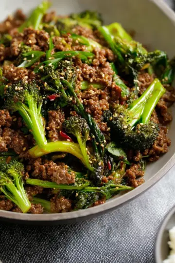 Easy Ground Beef and Broccoli Stir Fry