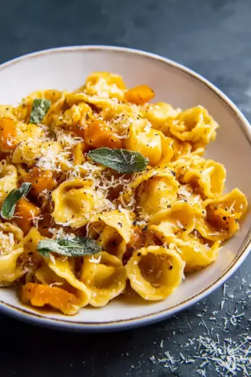 Pasta With Butternut Squash and Sage Brown Butter