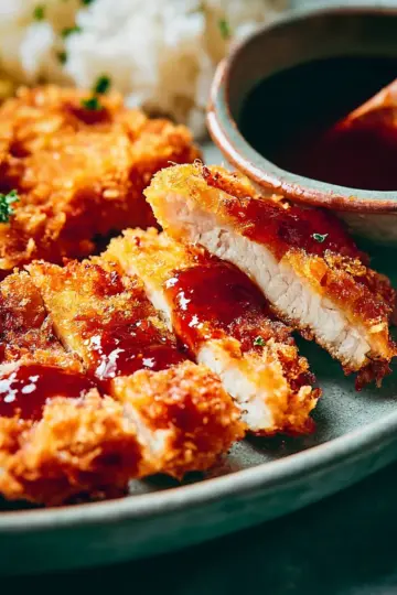 Mom’s 25-Minute Crispy Chicken Katsu (Japanese Fried Chicken Cutlets)