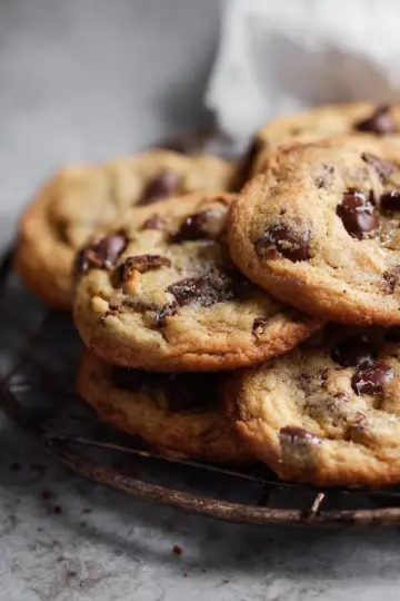 Banana Bread Chocolate Chip Cookies