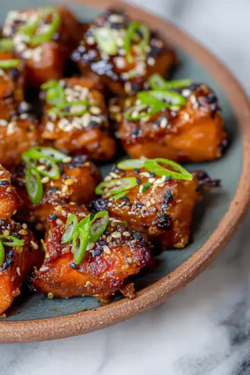 Crispy Honey Garlic Salmon Bites