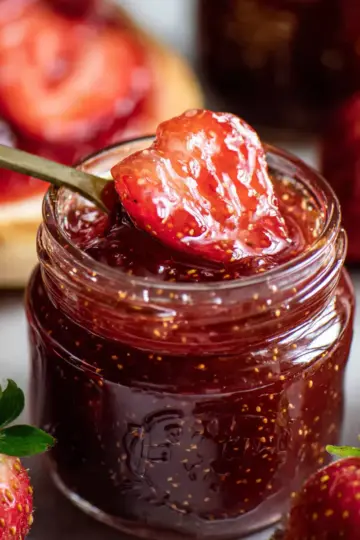 Strawberry Honey Butter: Homemade Preserves