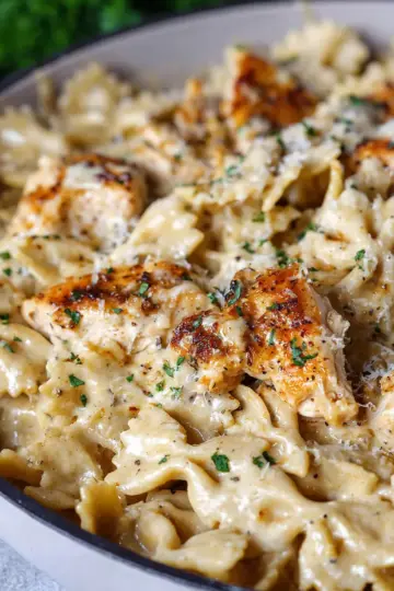 Chicken Garlic Parmesan Pasta