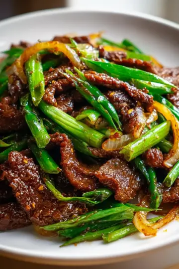 Crispy Beef and Onion Stir Fry: Quick & Delicious Recipe